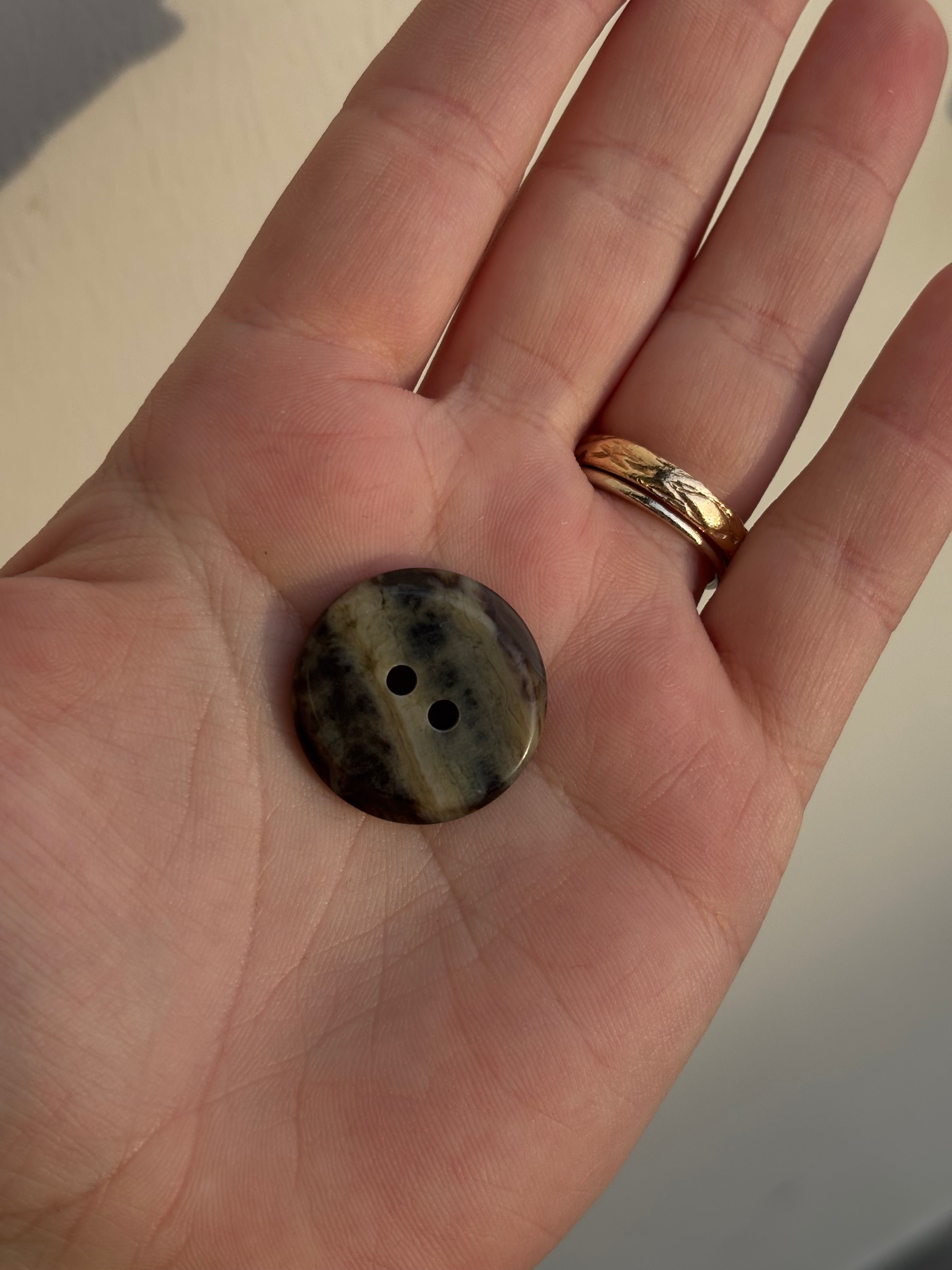 Tölur með dekkri marmaraáferð